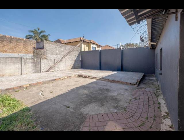 3 BEDROOM HOUSE FOR SALE IN KENSINGTON